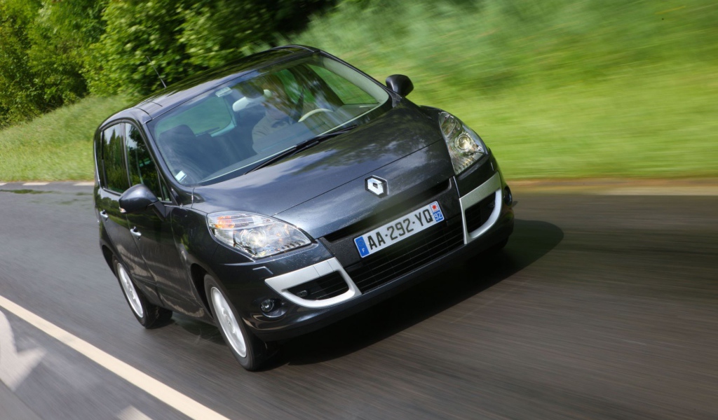 Новая машина Renault Scenic