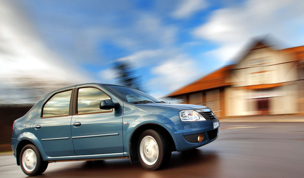 Новая машина Renault Logan