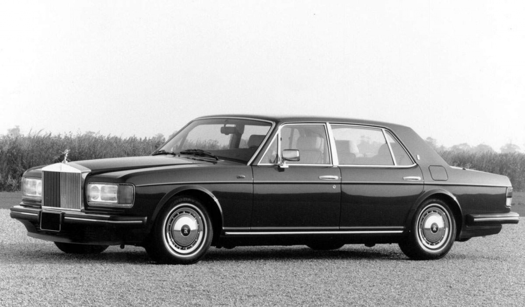 Новый автомобиль Rolls Royce Silver Spirit