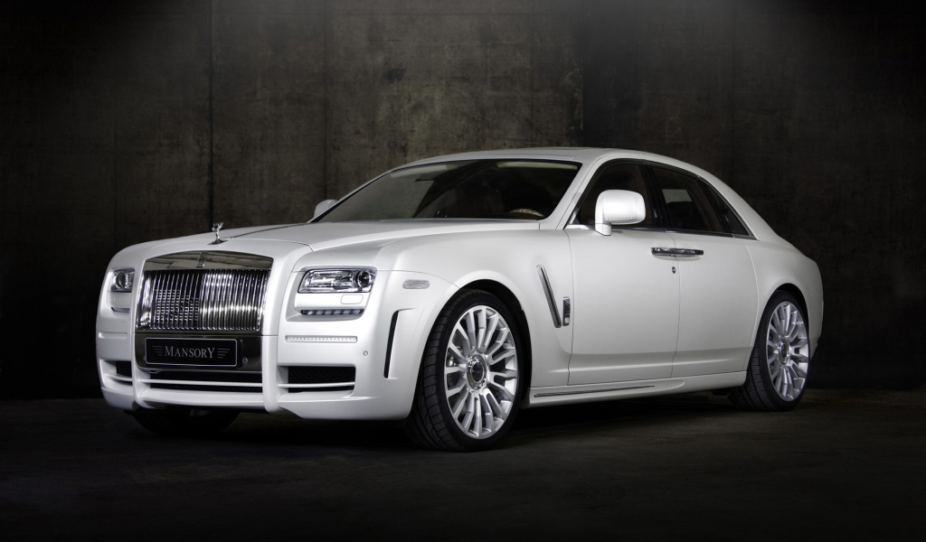 Надежный автомобиль Rolls Royce Ghost