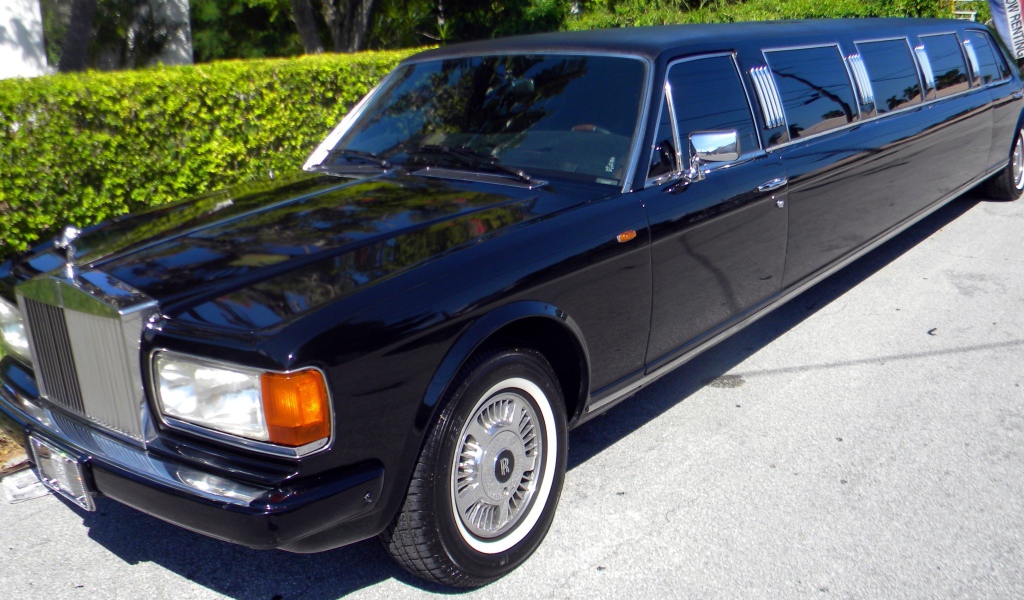 Тест драйв автомобиля Rolls Royce Silver Spirit