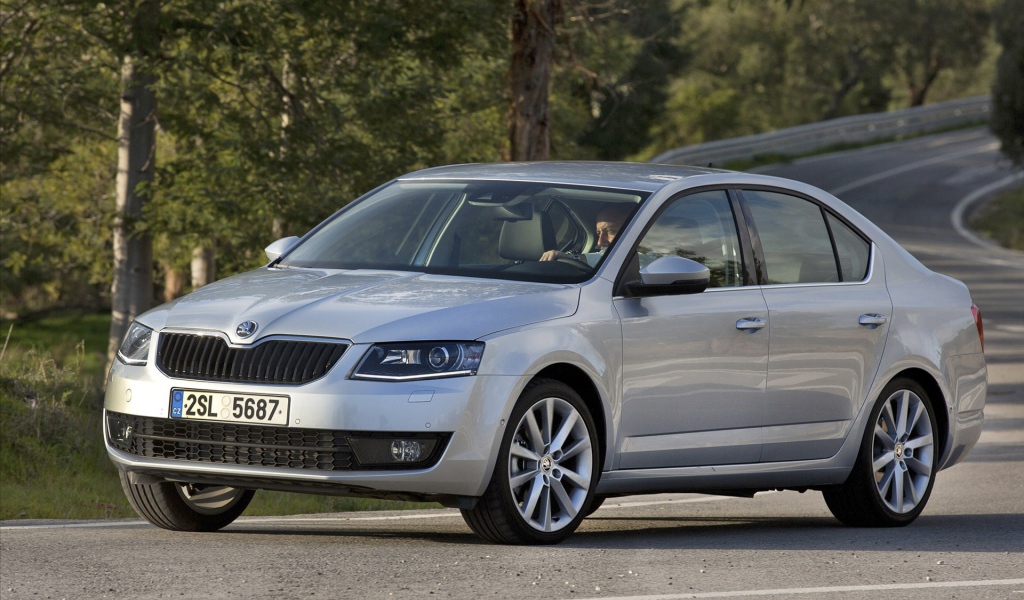Автомобиль марки Skoda модели Octavia 2013