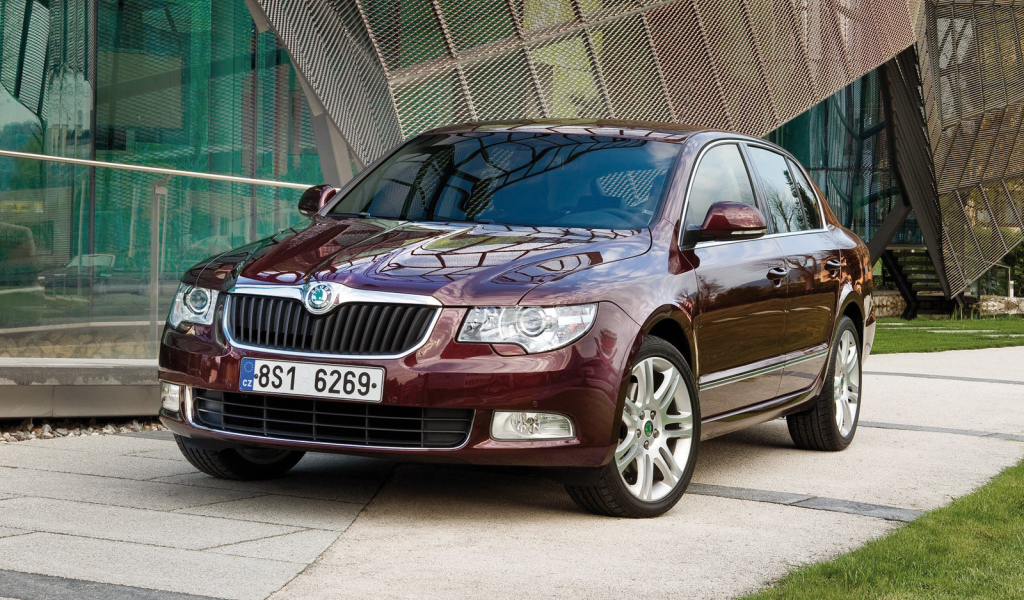 Новый автомобиль Skoda SuperB