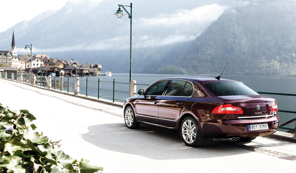 Фото автомобиля Skoda SuperB