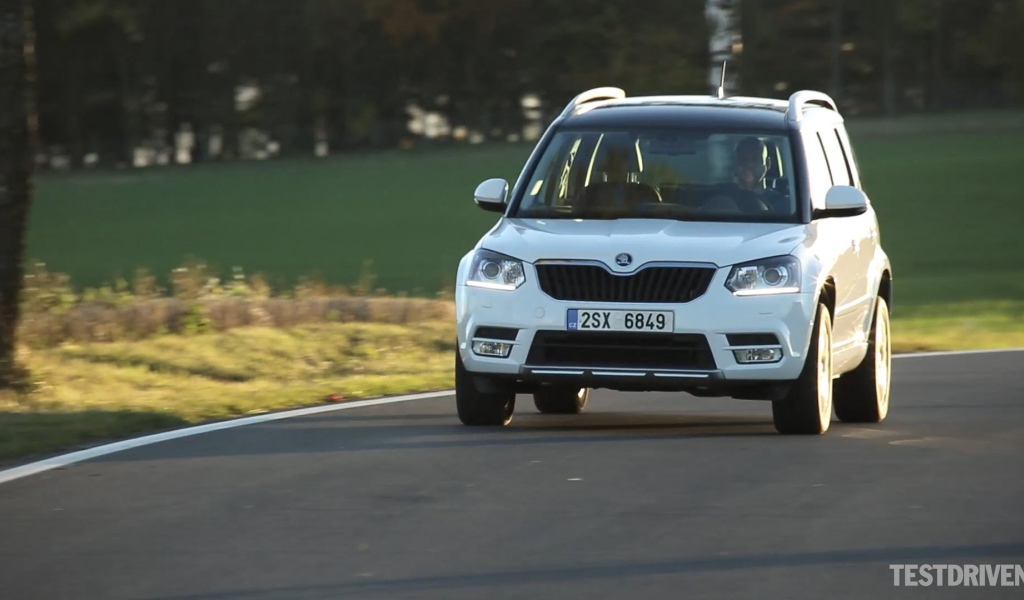 Надежный автомобиль Skoda Yeti 2014