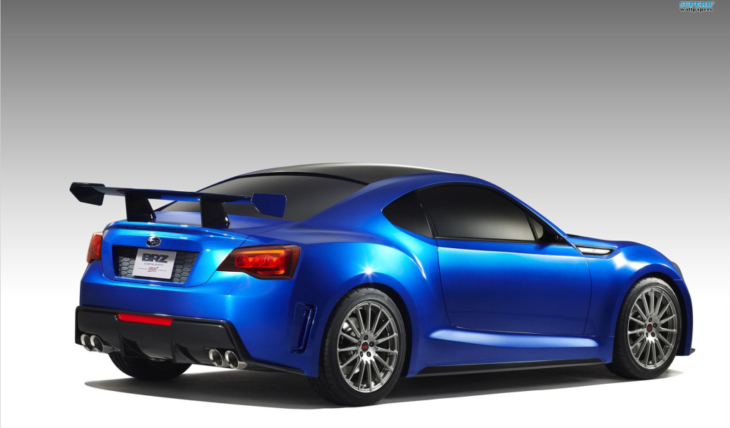 Красивый автомобиль Subaru BRZ