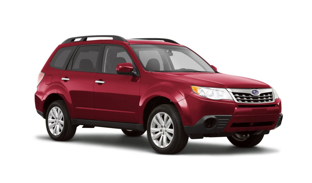 Автомобиль марки Subaru модели Forester 2013