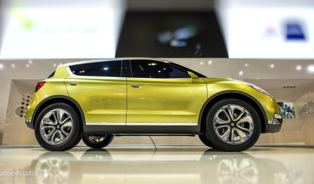 Автомобиль марки Suzuki S-Cross 2014