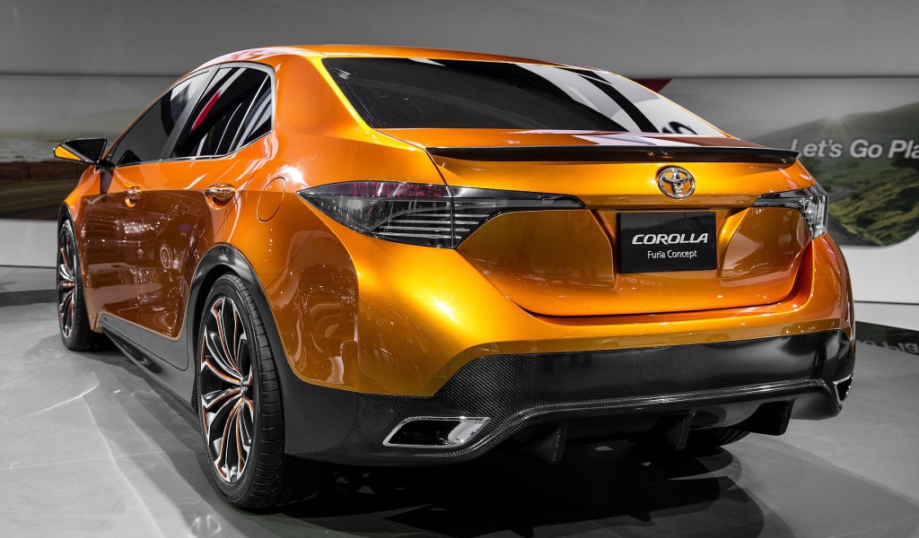 Красивый автомобиль Toyota Corolla