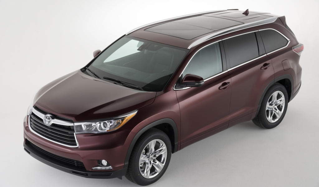 Тест драйв автомобиля Toyota Highlander 2014