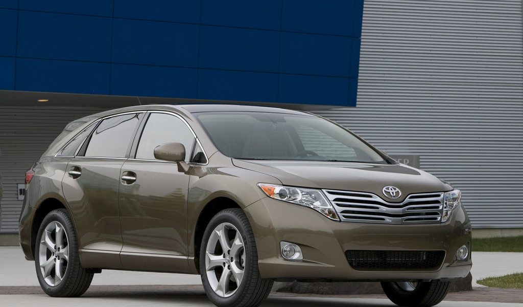Новая машина Toyota Venza