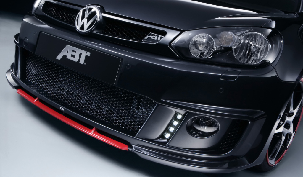 Надежный автомобиль Volkswagen Golf