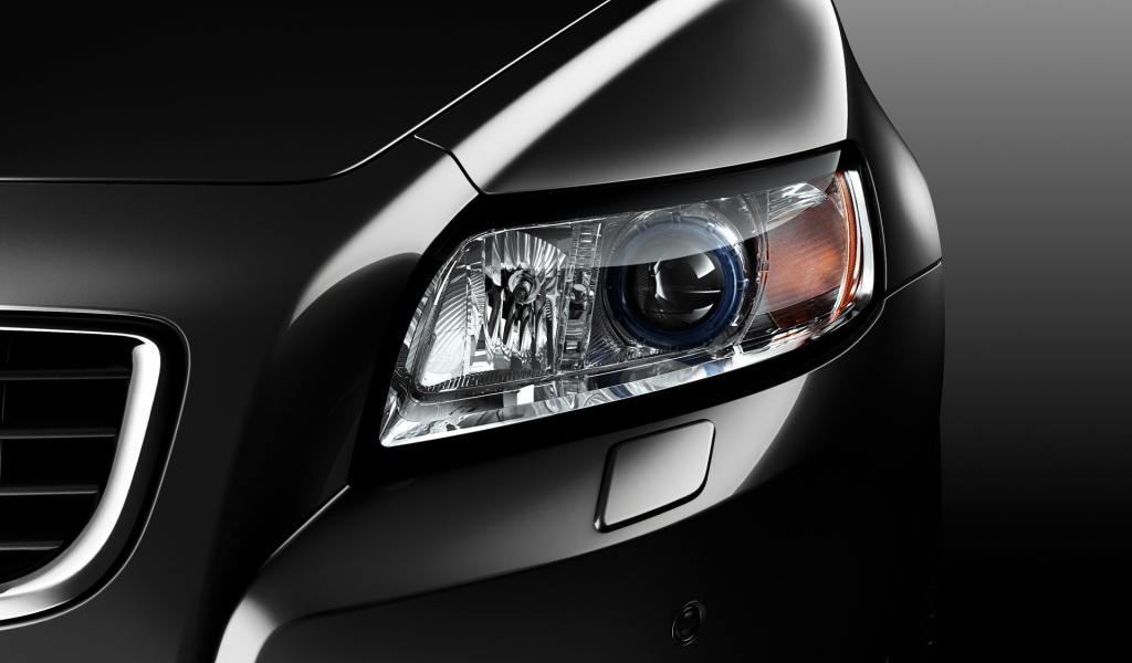 Дизайн автомобиля Volvo s40