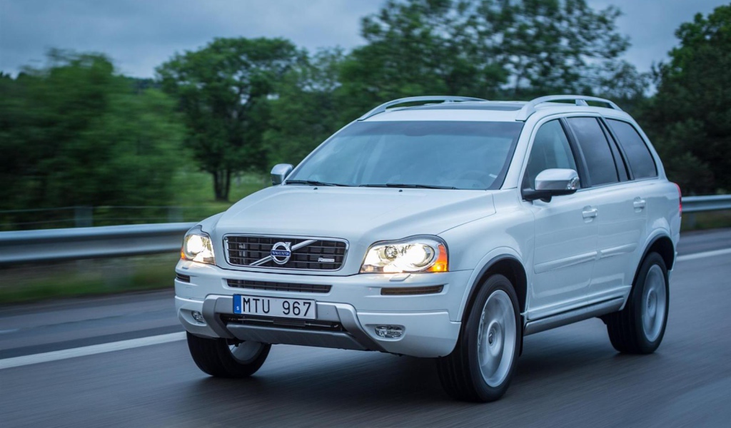 Новый автомобиль Volvo  xc90 2014