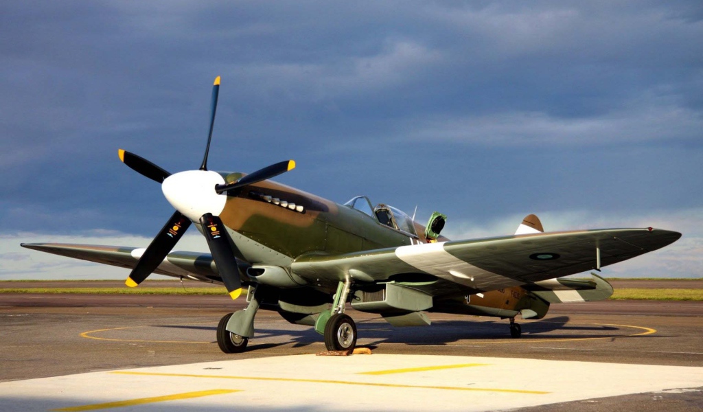 Английский ретро самолет