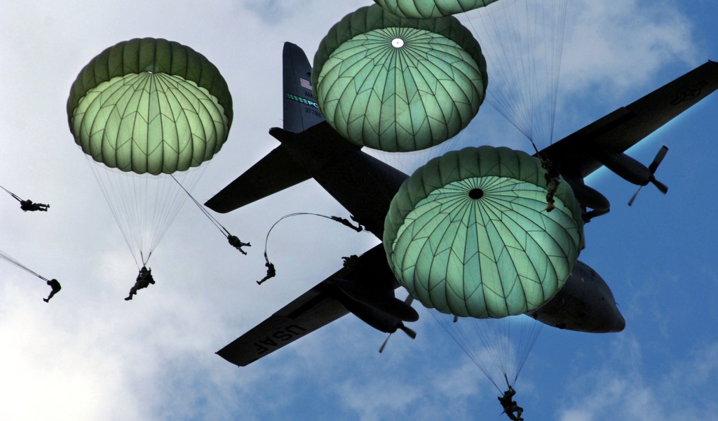 Высадка десанта на парашутах