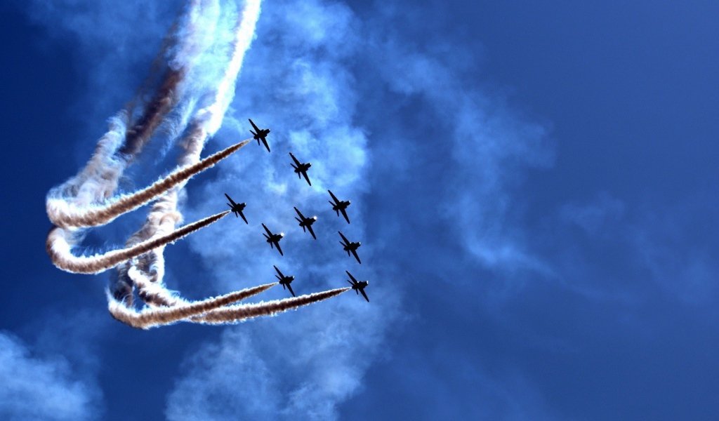 Парад самолетов