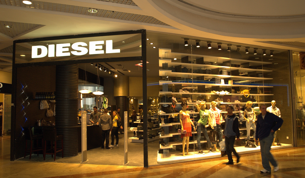 Бутик компании Diesel