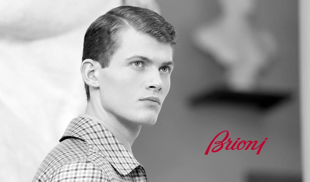 Модная одежда Brioni