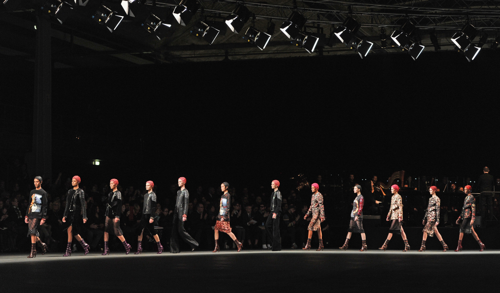 Показ мод Givenchy