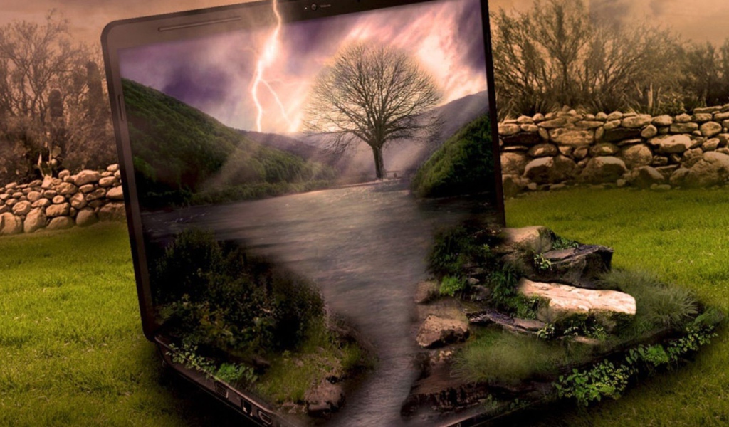 Ноутбук HP на природе