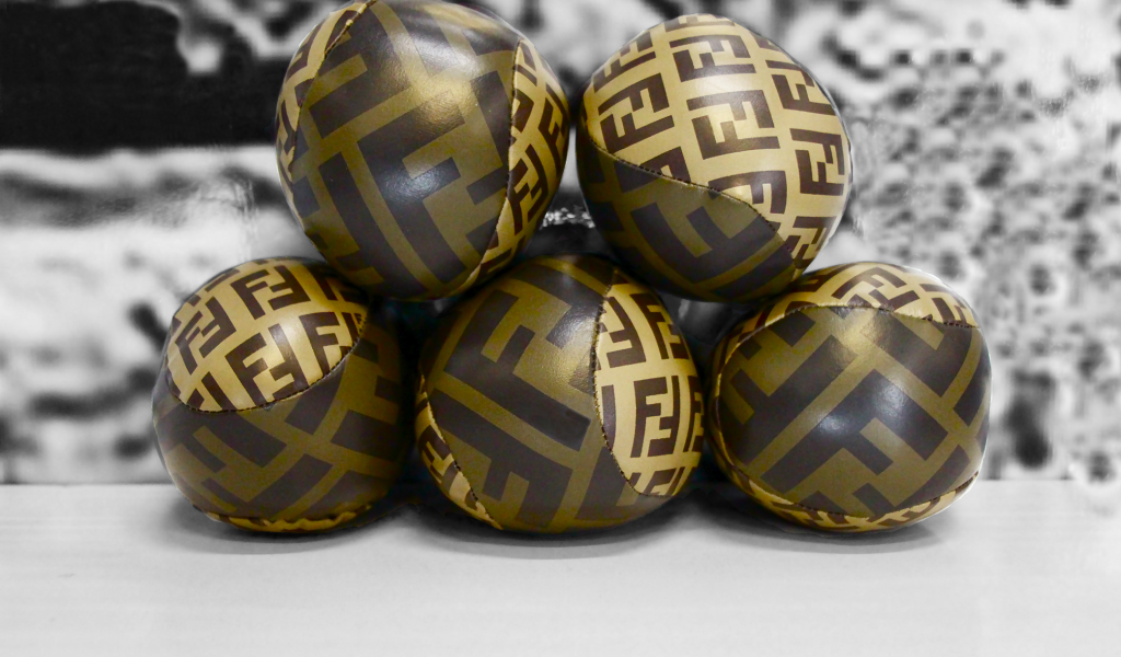 Украшения для дома Fendi