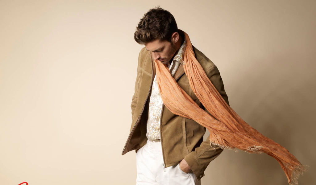 Модель в одежде Brioni