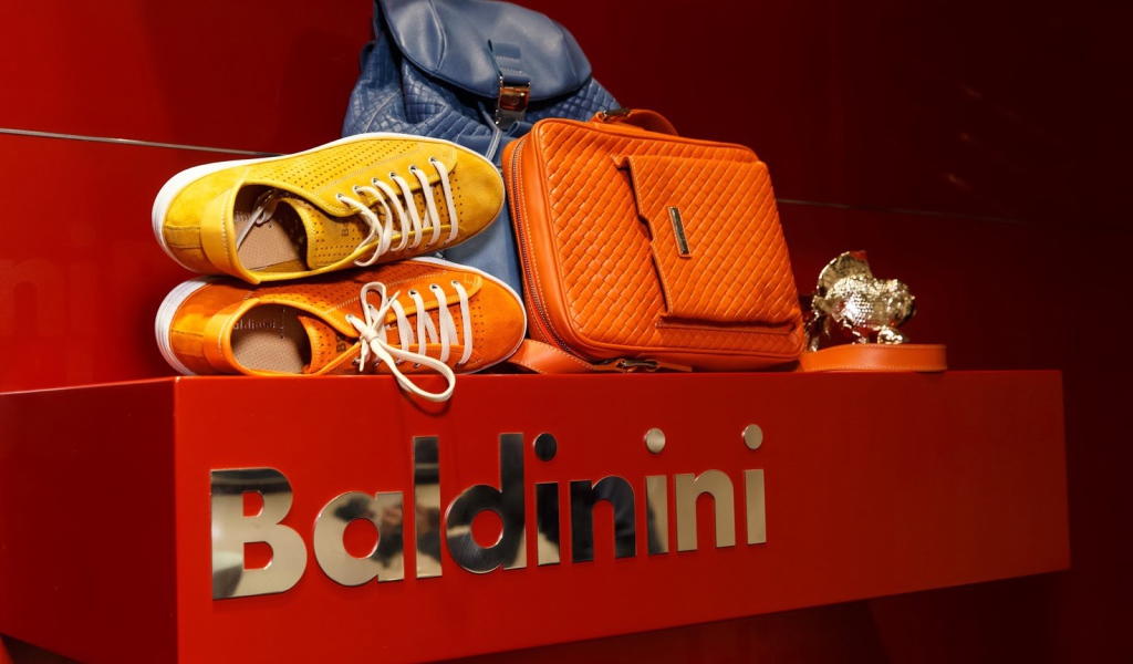 Обувь и аксессуары от Baldinini