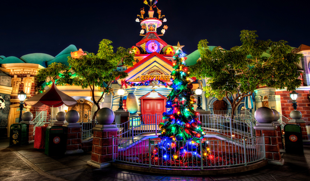 Новогодние огни в городе