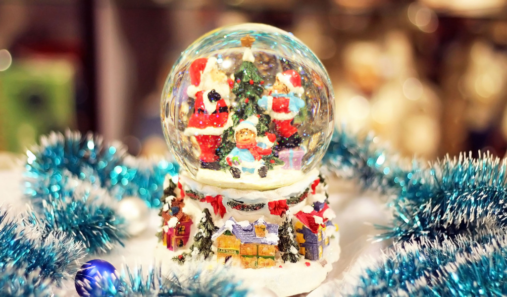 Новогодний волшебный шар