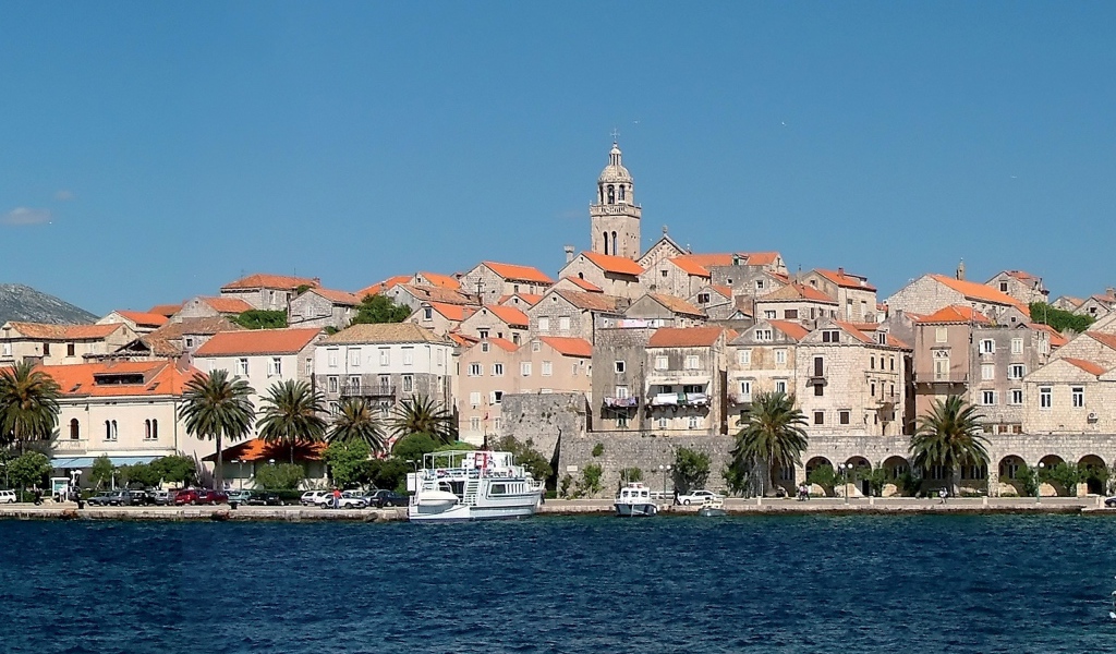 Город у моря