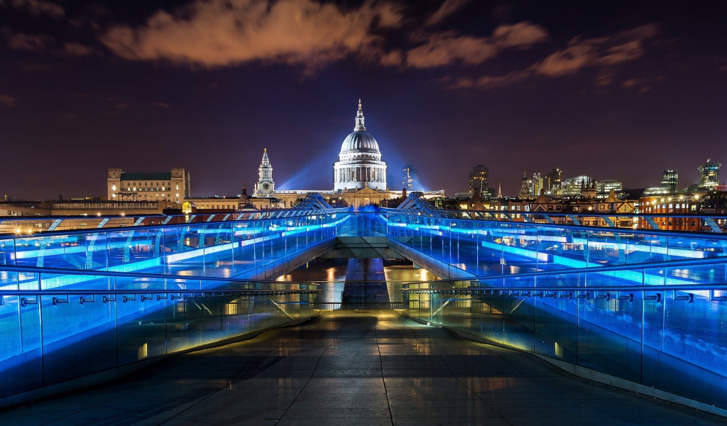 Архитектура ночного Лондона