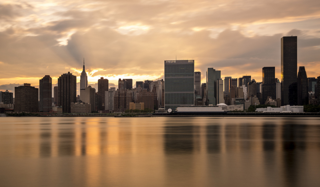 Манхеттен Нью-йорк