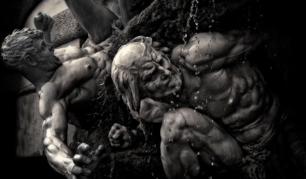 Mускулистые скульптуры