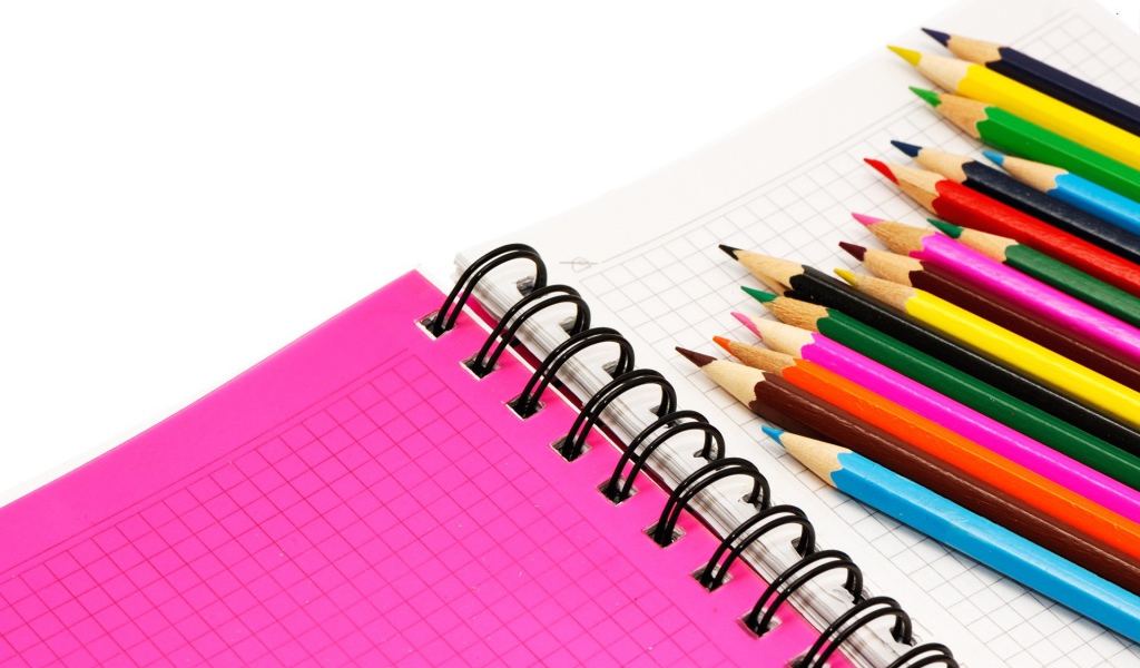 Карандаши на тетради