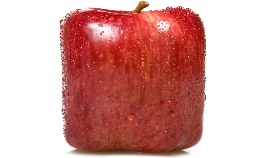 Красное квадратное яблоко
