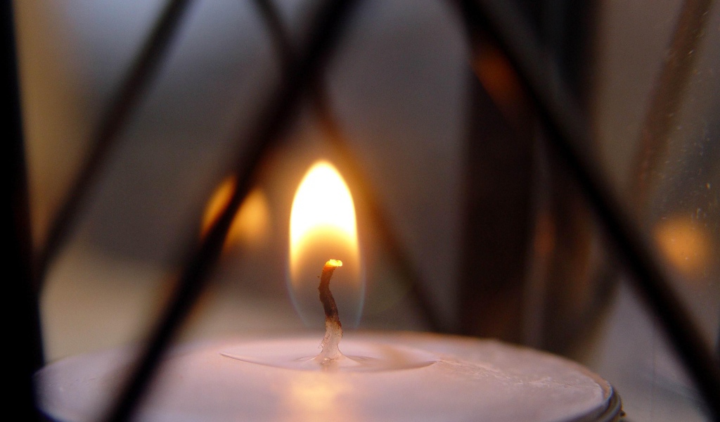 Огонь свечи