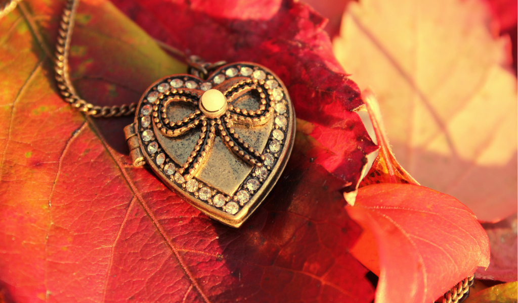 Кулон сердечко