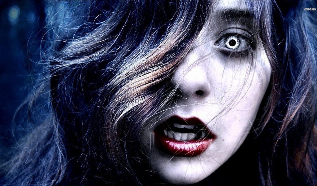 Голодная девушка вампир