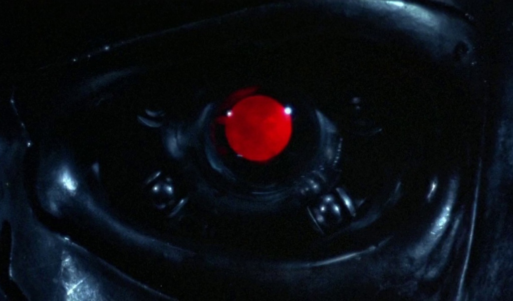Красный глаз терминатора