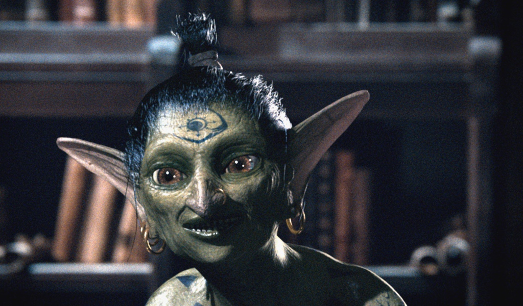 Инопланетянин с татуировкой на лбу