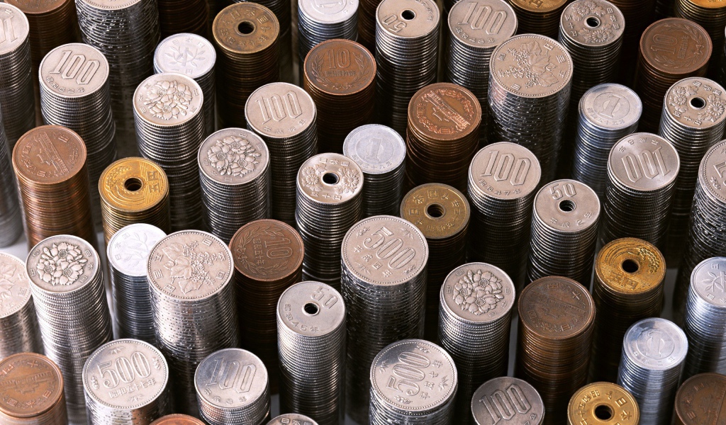 Стопки монет