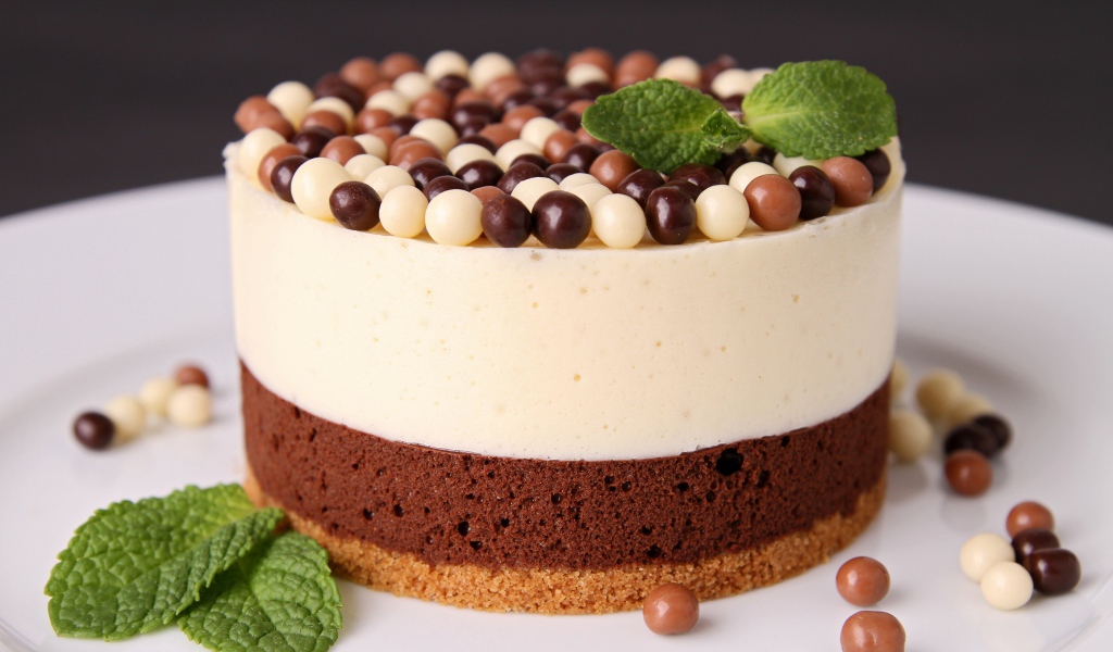 Трехслойный торт