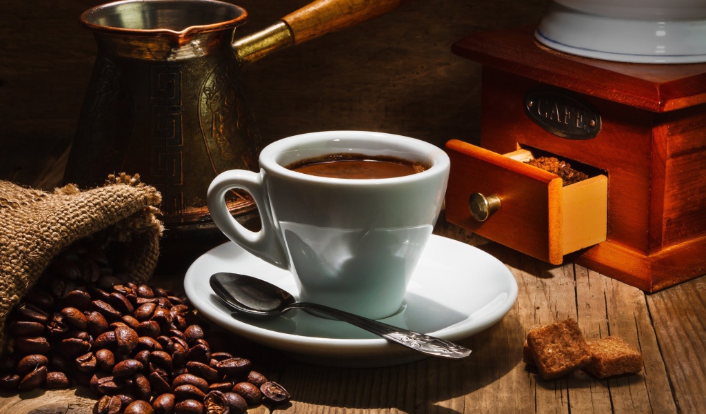 Все что нужно для приготовления кофе