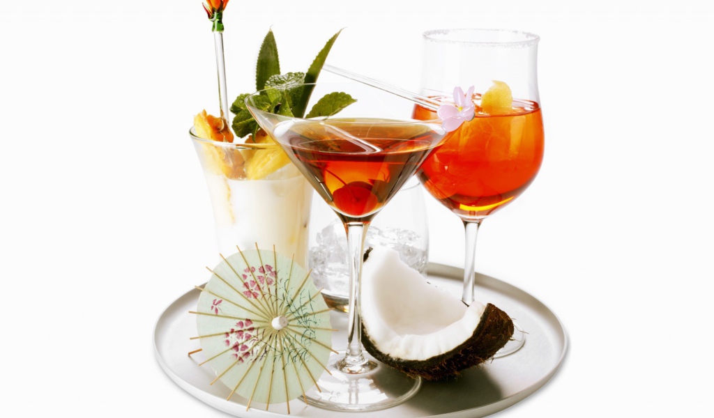 Тропические коктейли