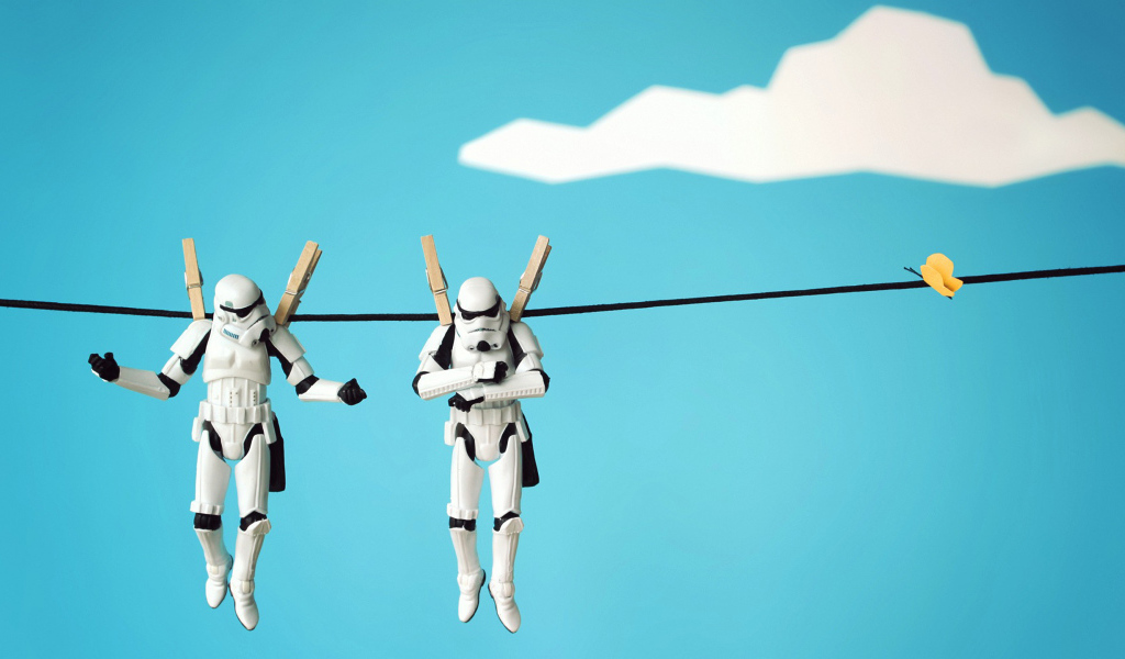 Роботы сохнут на веревке