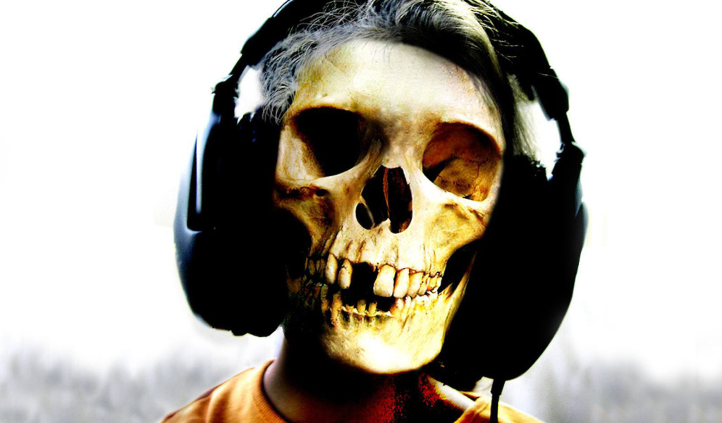 Череп в наушниках