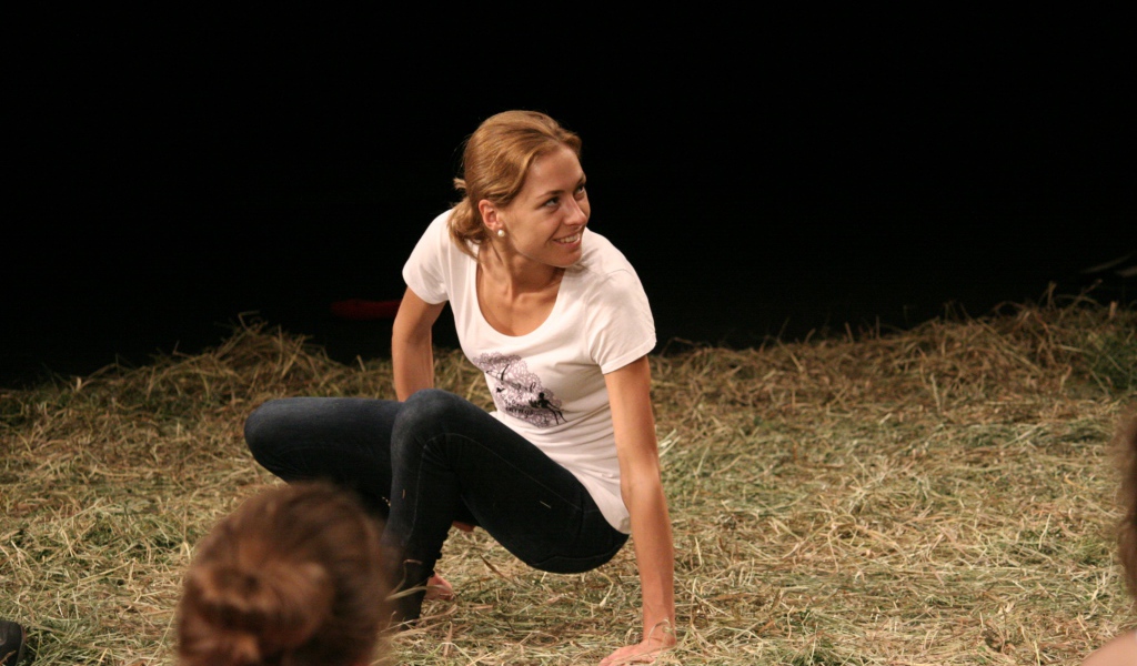 Красивая Марина Петренко