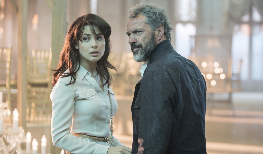 Очаровательная актриса Юлия Снигирь