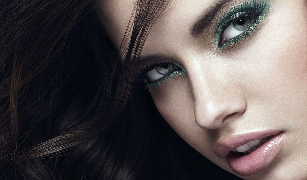 Известная модель Адриана Лима